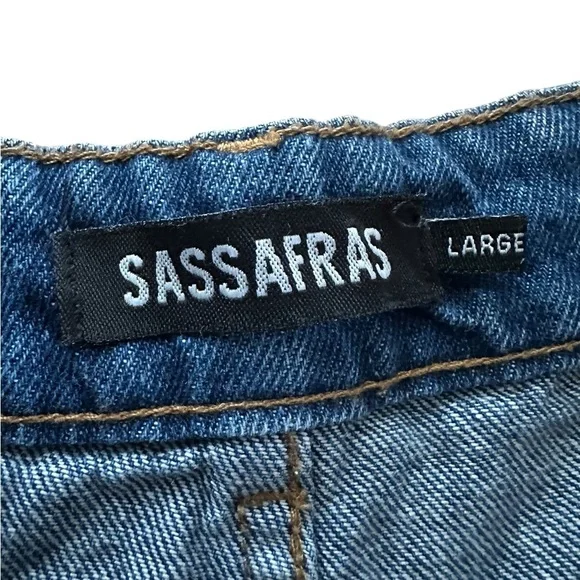 Sassafras Heart-Print Denim Shorts – Women’s L - Picture 6 of 8